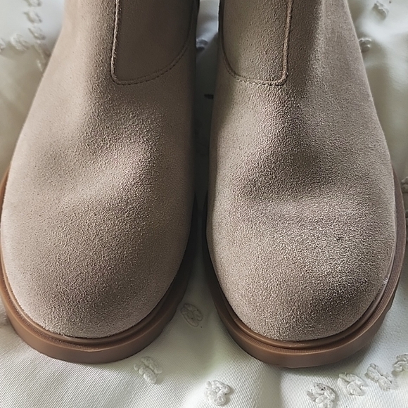 New SOREL Emelie II Chelsea Boots Size 8.5 Womens In Taupe - Picture 10 of 10